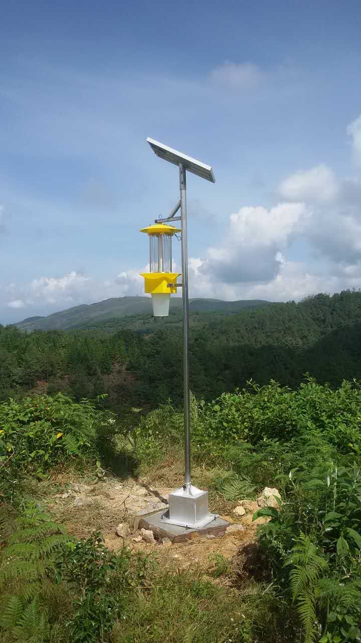 太阳能杀虫灯